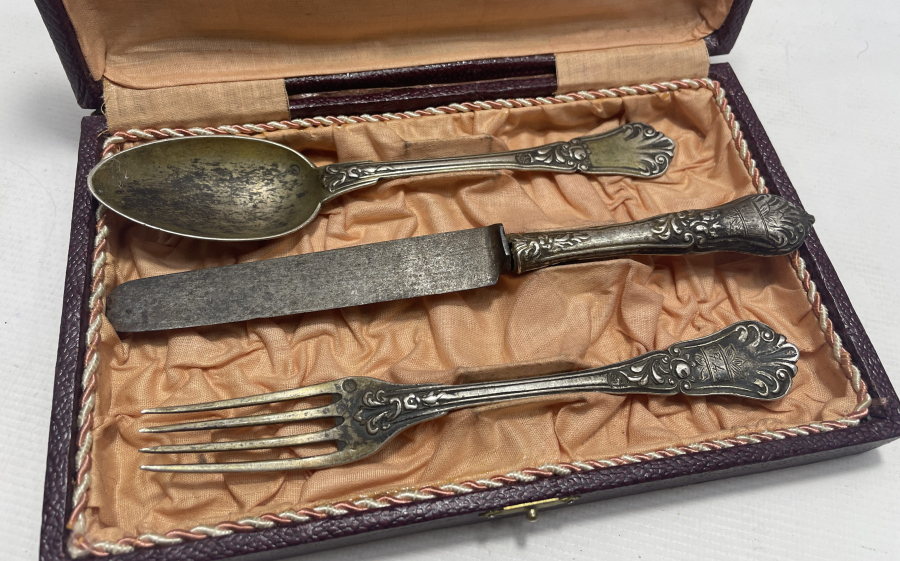 OSMANLI DÖNEMİ TUĞRALI GÜMÜŞ TEK KİŞİLİK YEMEK TAKIMI