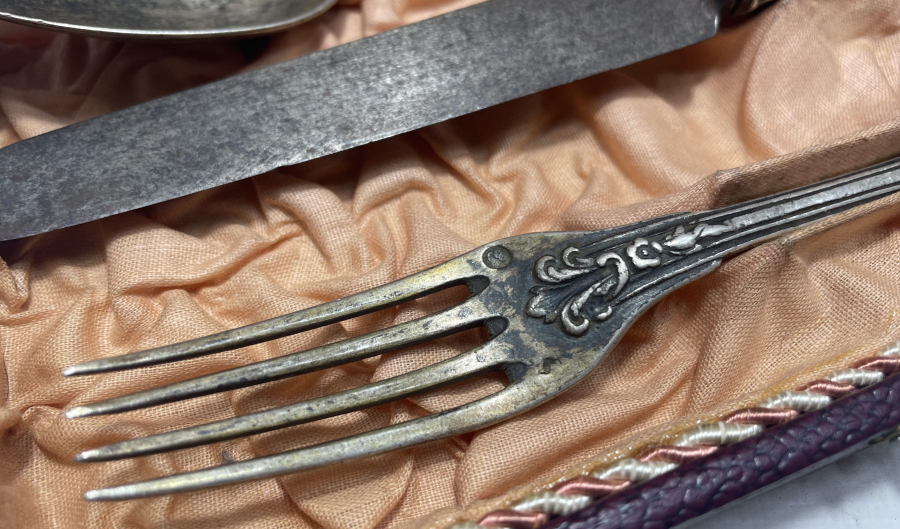 OSMANLI DÖNEMİ TUĞRALI GÜMÜŞ TEK KİŞİLİK YEMEK TAKIMI