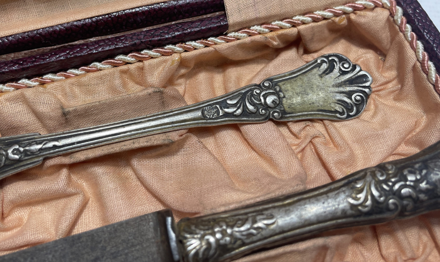 OSMANLI DÖNEMİ TUĞRALI GÜMÜŞ TEK KİŞİLİK YEMEK TAKIMI