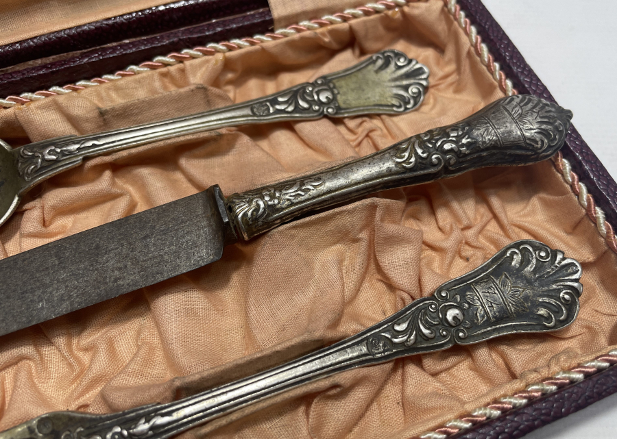 OSMANLI DÖNEMİ TUĞRALI GÜMÜŞ TEK KİŞİLİK YEMEK TAKIMI