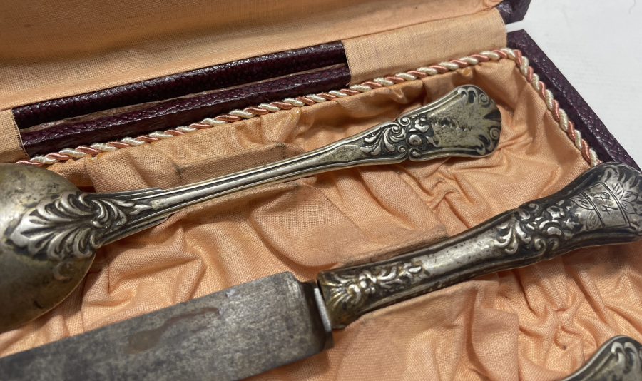 OSMANLI DÖNEMİ TUĞRALI GÜMÜŞ TEK KİŞİLİK YEMEK TAKIMI