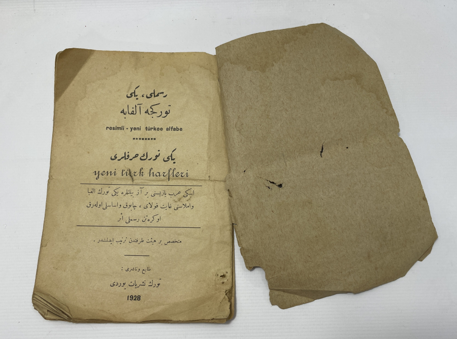 1928 YILI HARF DEVRİMİ SONRASI ÇOK NADİR OKUMA YAZMA KİTABI