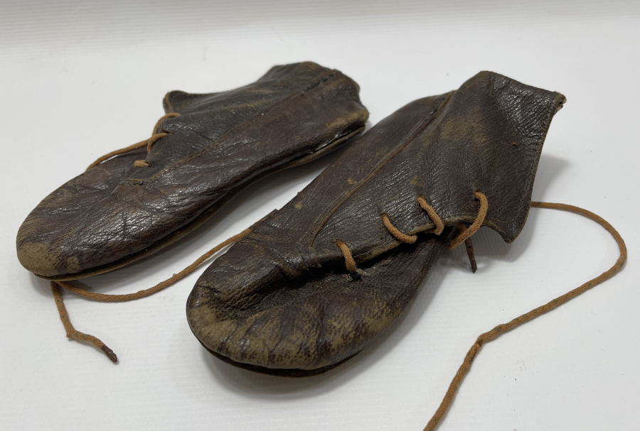 OSMANLI DÖNEMİ DERİDEN MAMUL ÇOCUK AYAKKABISI