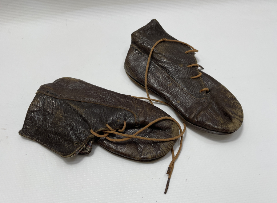 OSMANLI DÖNEMİ DERİDEN MAMUL ÇOCUK AYAKKABISI