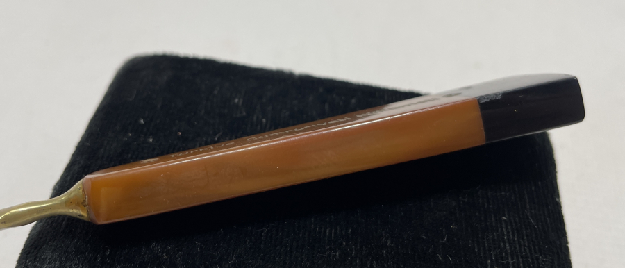 ÜZERİNDE TÜRKİYE CUMHURİYETİ HÜKÜMETİ YAZILI CUMHURİYET BAŞLARI KATALİN SAPLI ZARF AÇACAĞI