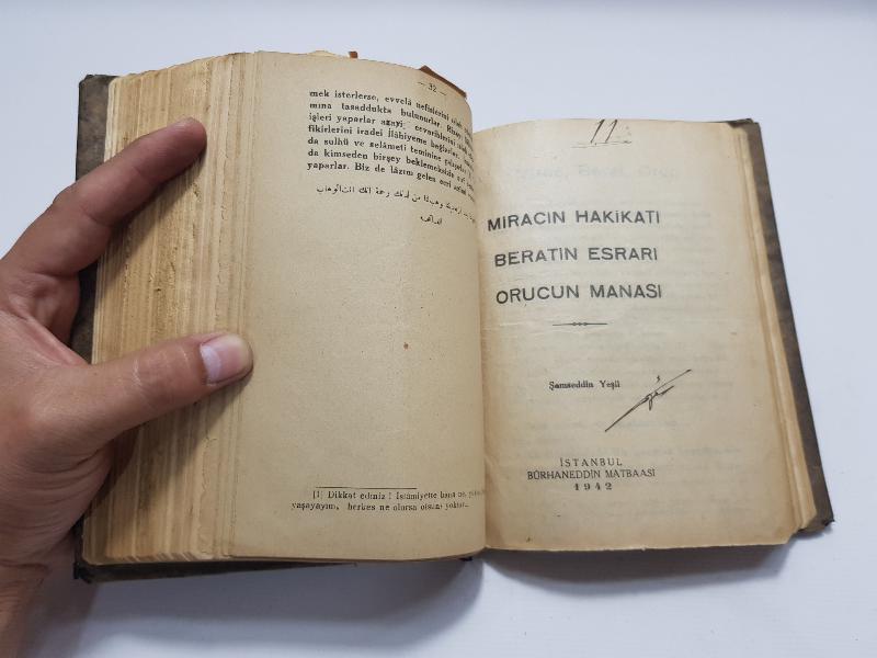 1930'LARDAN ÜÇ ADET DİNİ KİTAP