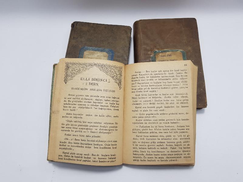 1930'LARDAN ÜÇ ADET DİNİ KİTAP