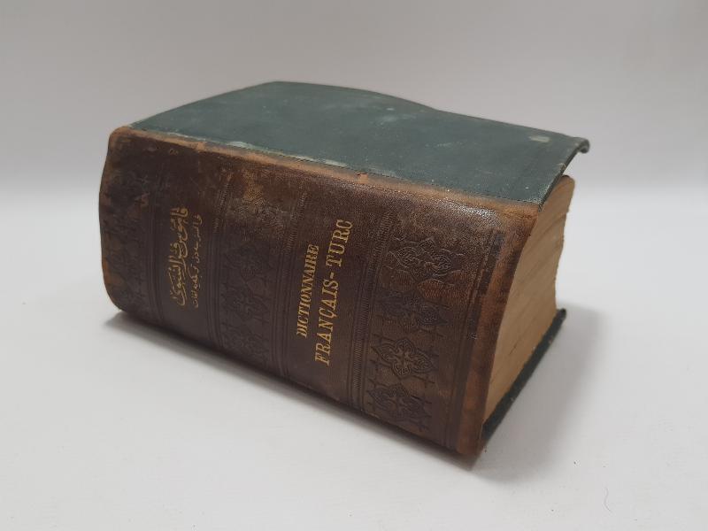 FRANSIZCA - OSMANLICA SÖZLÜK: RESİMLİ KAMUSU FRANSEVİ