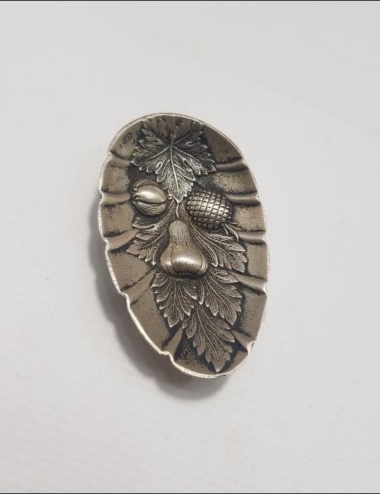 MEYVE DESENLERİYLE SÜSLÜ GÜMÜŞ İKRAMLIK