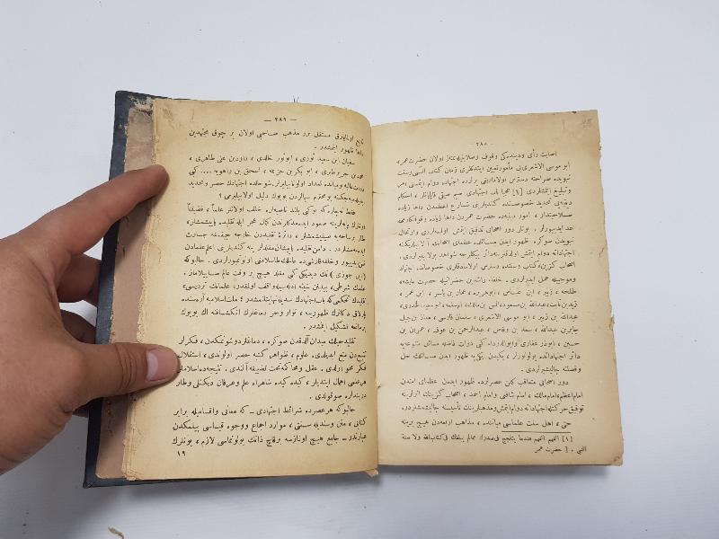 OSMANLICA İKİ KİTAP BİR ARADA: MAZİDEN ATİYE & ZULÜMDEN NURA