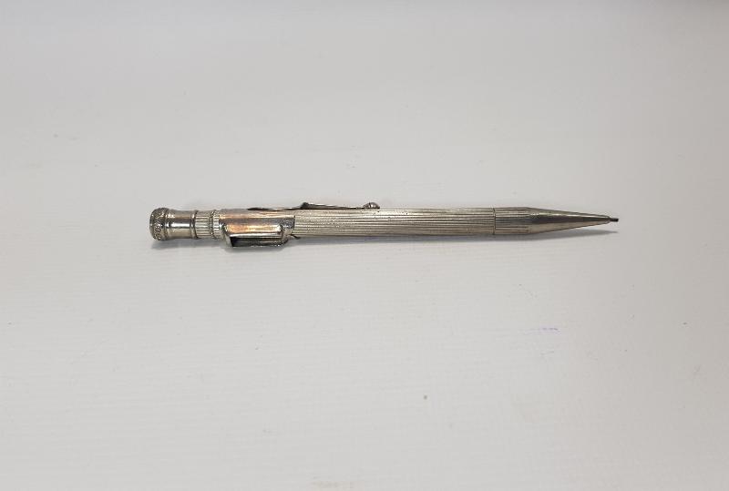 1920'LERDEN ÇAKMAKLI KURŞUN KALEM