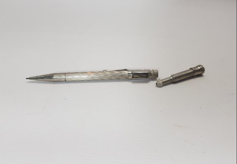 1920'LERDEN ÇAKMAKLI KURŞUN KALEM