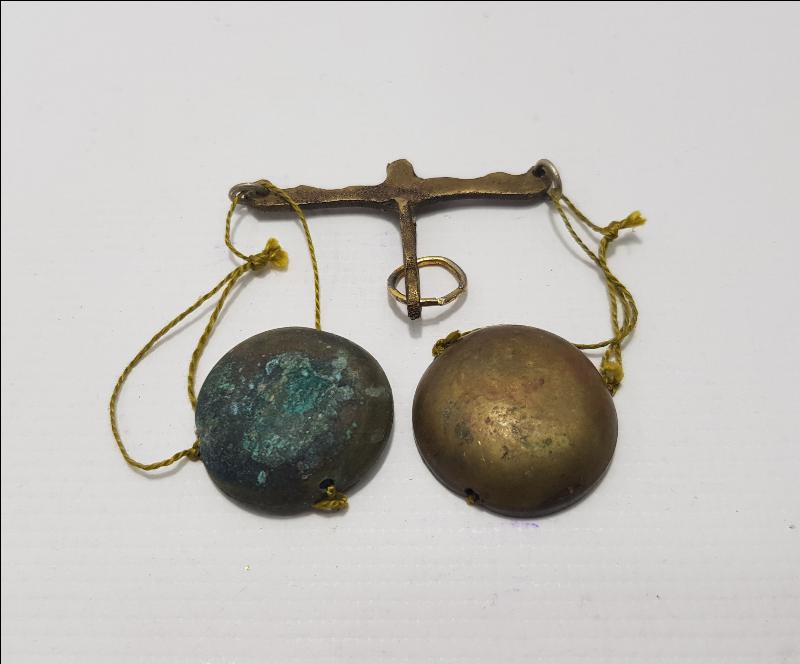 ANTİKA KUYUMCU TERAZİSİ