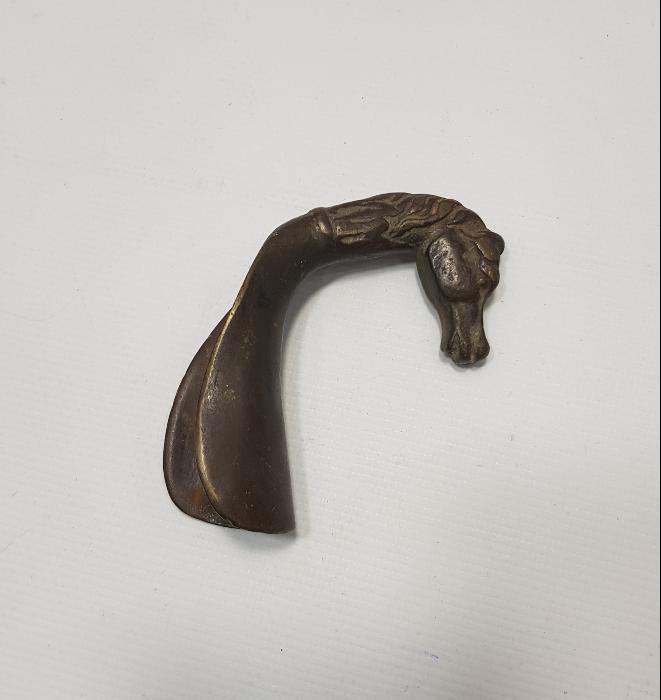 AT BAŞI FORMLU ANTİKA KERATA