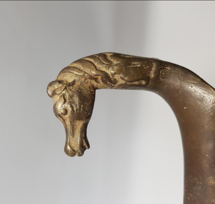 AT BAŞI FORMLU ANTİKA KERATA