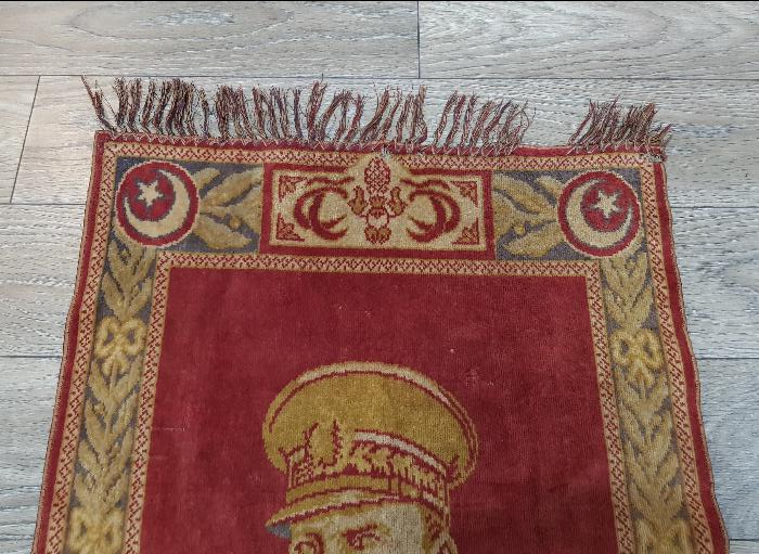 CUMHURİYET İLK DÖNEM ATATÜRK GÖRSELLİ NADİR DUVAR HALISI