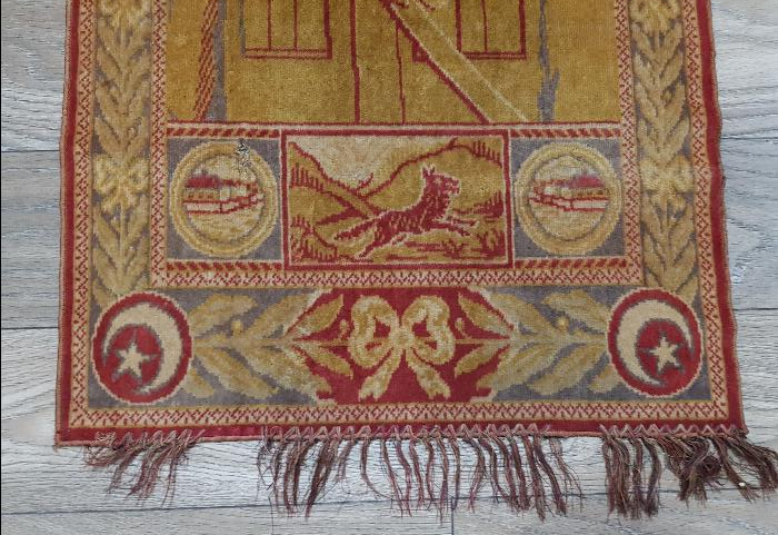 CUMHURİYET İLK DÖNEM ATATÜRK GÖRSELLİ NADİR DUVAR HALISI