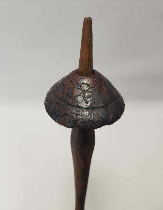 CUMHURİYET İLK DÖNEM TÜRK SEMBOLLERİYLE SÜSLÜ AHŞAP KİRMAN - İĞ