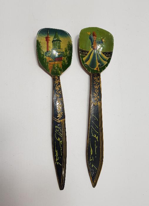 HAZRETİ MEVLANA KONULU EL BOYAMA İKİ ADET AHŞAP KAŞIK 