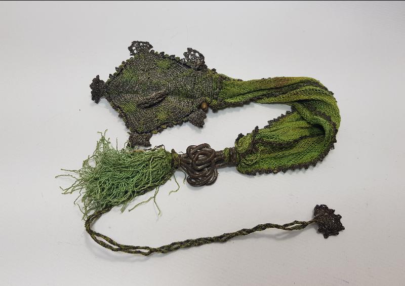 OSMANLI DÖNEMİ KILAPDAN İŞLEMELİ ÇOK NADİR ALTIN KESESİ 