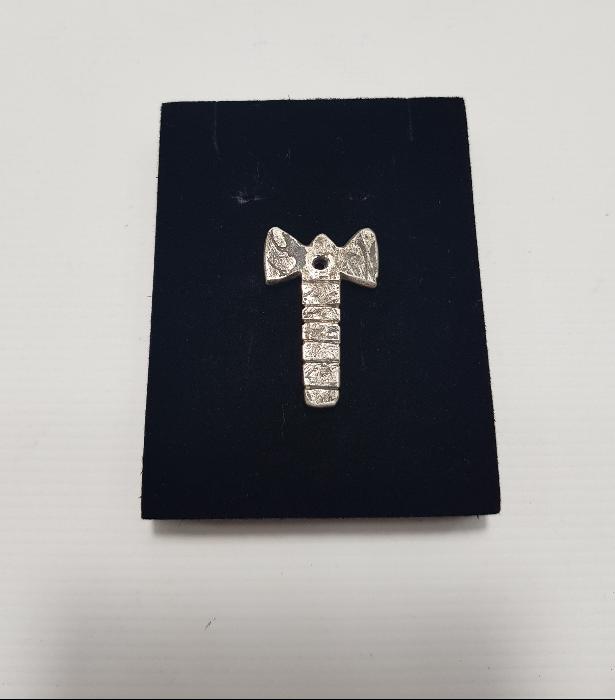 OSMANLI DÖNEMİ TEKKE İŞİ BALTA FORMLU GÜMÜŞ KOLYE UCU