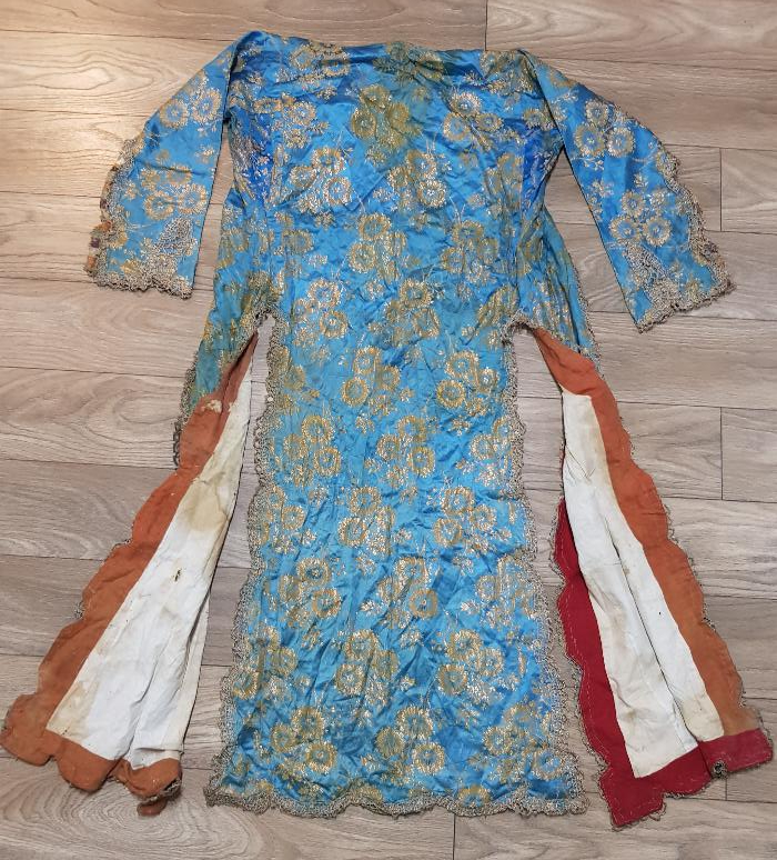 OSMANLI İPEK ELMASİYE ÜÇ ETEK ELBİSE