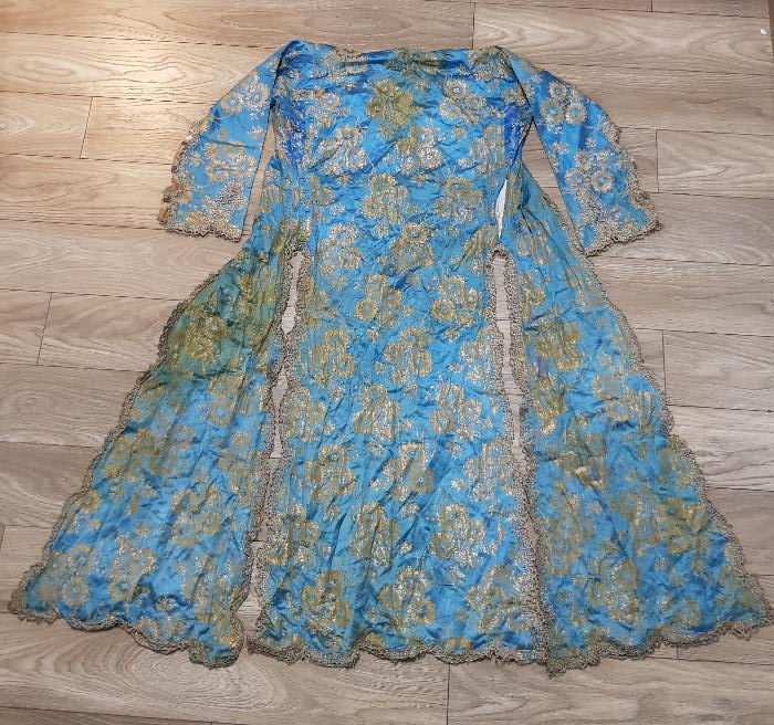 OSMANLI İPEK ELMASİYE ÜÇ ETEK ELBİSE