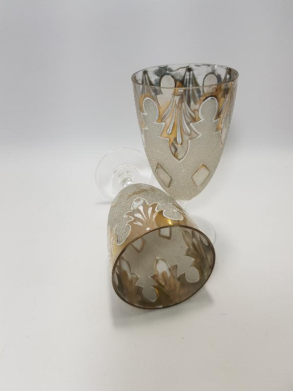 OSMANLI PAZARI İÇİN YAPILMIŞ BİR ÇİFT KRİSTAL KADEH