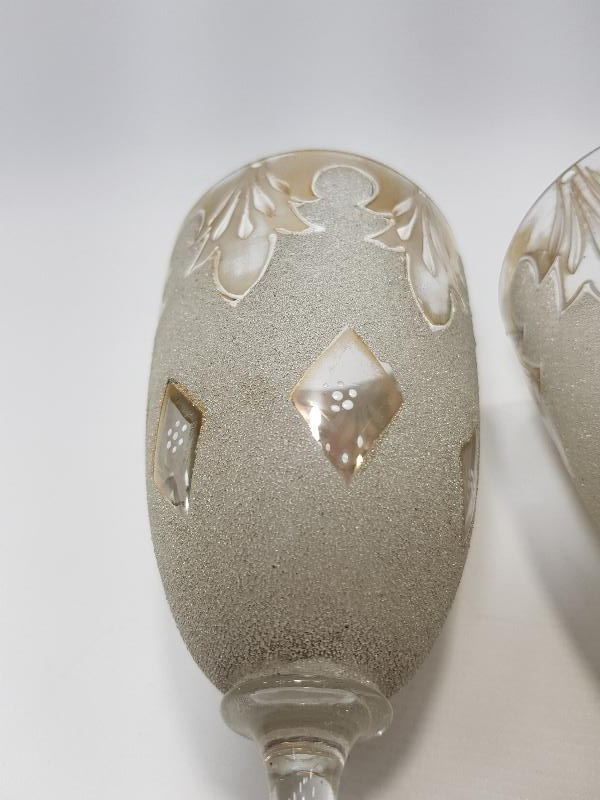 OSMANLI PAZARI İÇİN YAPILMIŞ BİR ÇİFT KRİSTAL KADEH