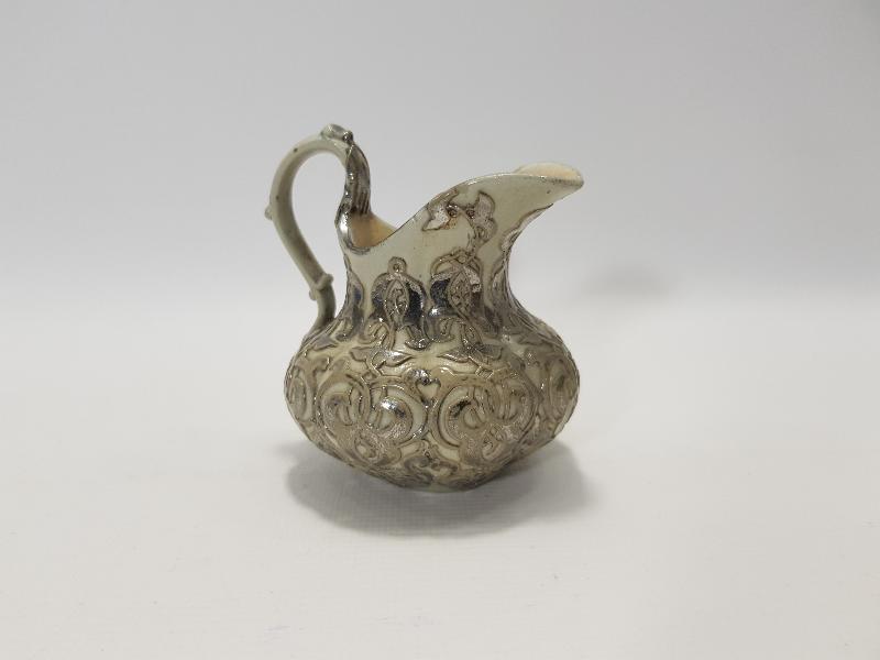 OSMANLI PAZARI İÇİN YAPILMIŞ GÜMÜŞ YALDIZLI ÇOK NADİR FORMDA SÜTLÜK