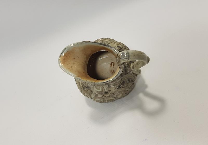 OSMANLI PAZARI İÇİN YAPILMIŞ GÜMÜŞ YALDIZLI ÇOK NADİR FORMDA SÜTLÜK