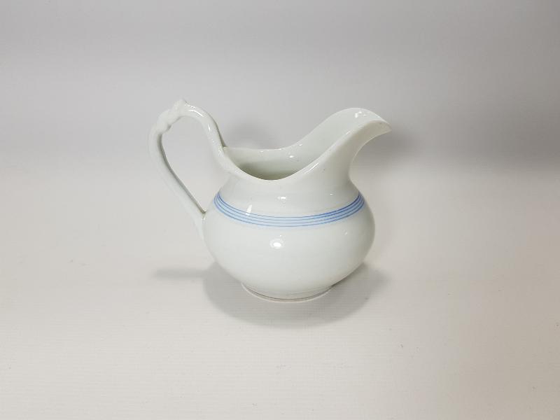 OSMANLICA KUZNETSOV DAMGALI PORSELEN SÜTLÜK