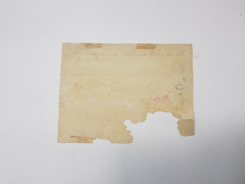 1. DÜNYA SAVAŞI SİNA CEPHESİ'NDE YARALI TÜRK ASKERİNİN HASTANEYE NAKLİ 