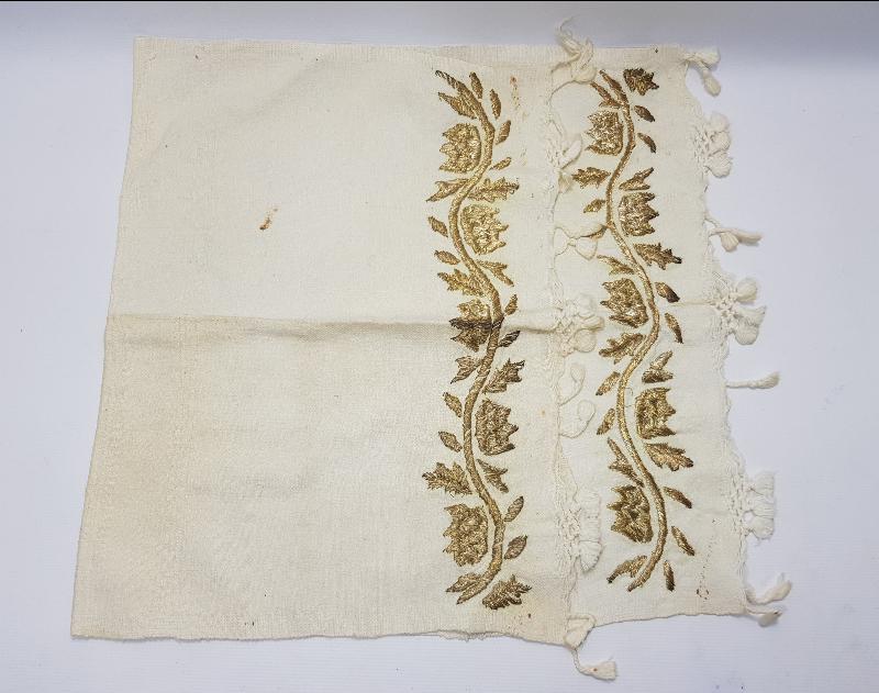 OSMANLI DÖNEMİ ALTIN SIRMA İŞLEMELİ BURSA İŞİ HAVLU 