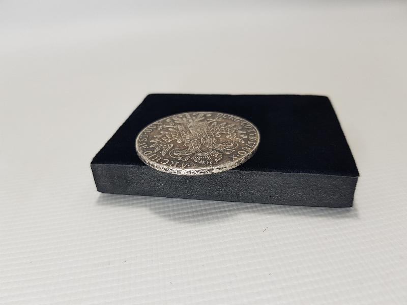 S.F. 1780 TARİHLİ GÜMÜŞ RAHİBE THERESIA PARASI 