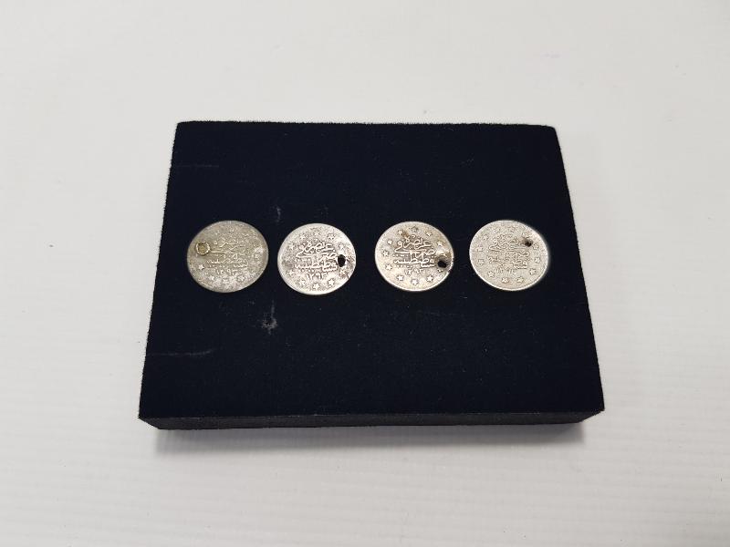 SULTAN ABDÜLHAMİD HAN DÖNEMİ DÖRT ADET GÜMÜŞ 1 KURUŞ