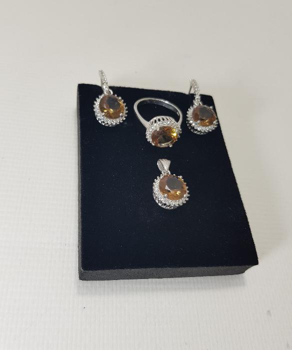 ZULTANİT TAŞLI GÜMÜŞ TAKI SETİ 