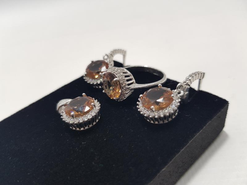 ZULTANİT TAŞLI GÜMÜŞ TAKI SETİ 