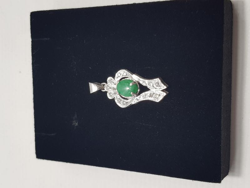 ZÜMRÜT TAŞLI PIRLANTA KOLYE UCU