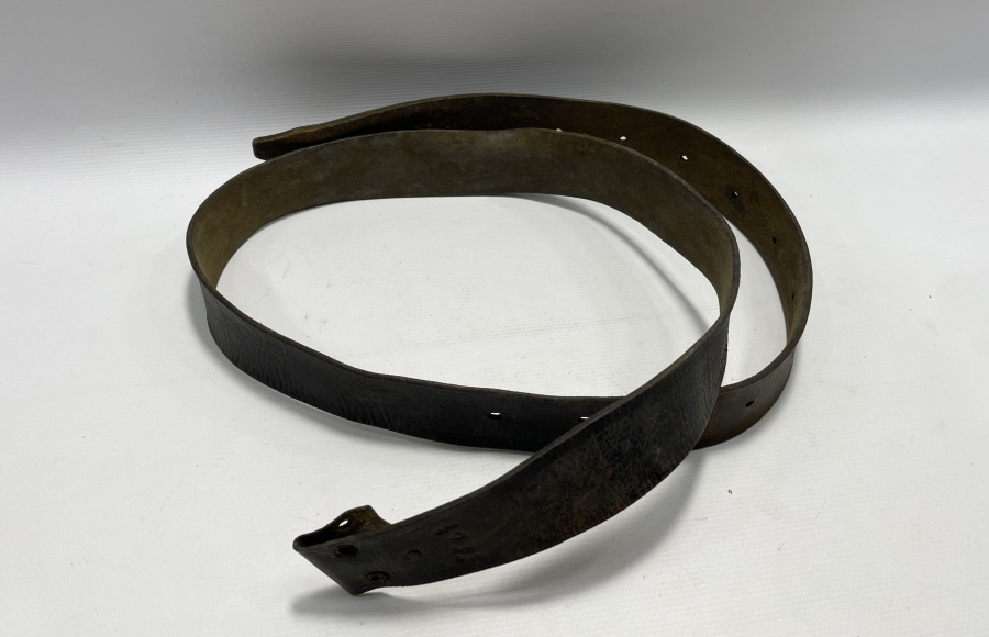 1. DÜNYA SAVAŞI DÖNEMİ ÜZERİ OSMANLICA YAZILI SUBAY KEMERİ