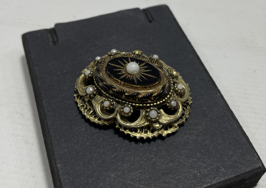 1932 TARİHLİ FRANSIZ ALTIN KAPLAMA BROŞ