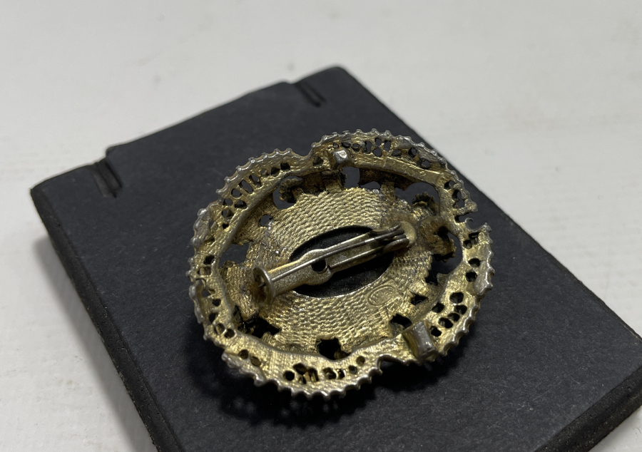 1932 TARİHLİ FRANSIZ ALTIN KAPLAMA BROŞ