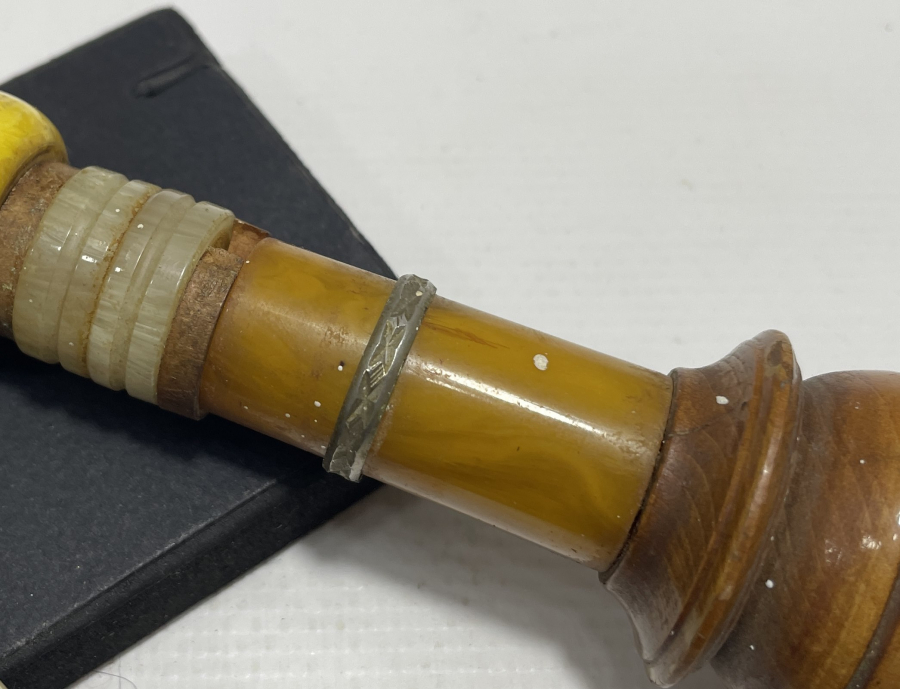 ANTİKA 2 ADET AHŞAP VE KATALİN MARPUÇ LOTU