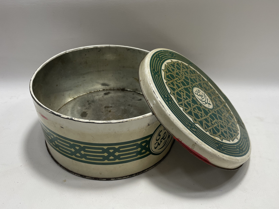 BÜYÜK BOY ANTİKA TENEKE LOKUM KUTUSU