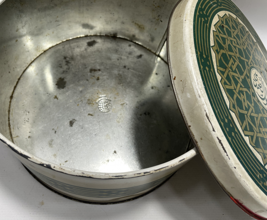 BÜYÜK BOY ANTİKA TENEKE LOKUM KUTUSU