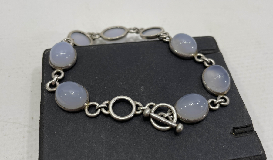 KUVARS TAŞLI GÜMÜŞ BİLEKLİK