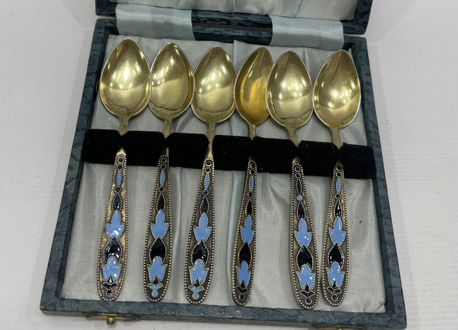 ORJİNAL KUTUSUNDA MİNELİ RUS GÜMÜŞÜ TATLI KAŞIĞI TAKIMI