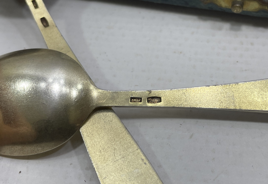 ORJİNAL KUTUSUNDA MİNELİ RUS GÜMÜŞÜ TATLI KAŞIĞI TAKIMI