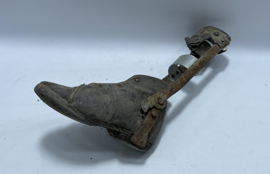 OSMANLI DÖNEMİ ÇOK NADİR HİLAL-İ AHMER TAHTA BACAK