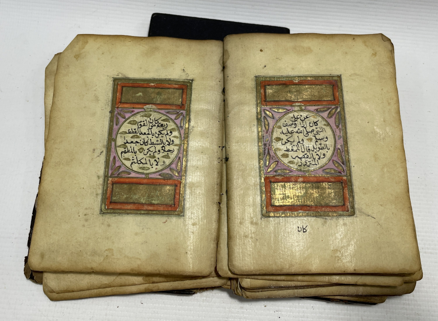 OSMANLI DÖNEMİ EL YAZMA TEZHİPLİ ENAM-I ŞERİF